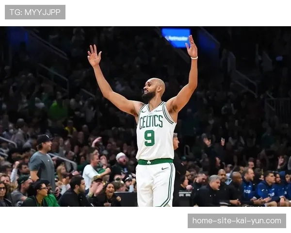 凯尔特人首发五人组净效率+22.3断档领先，挡拆进攻每回合得1.28分